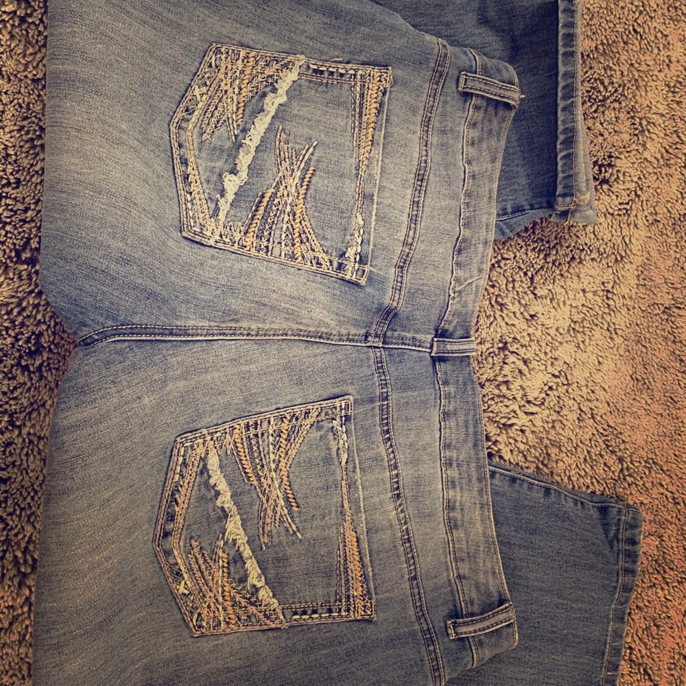 Maurice’s Crop Capris 18W